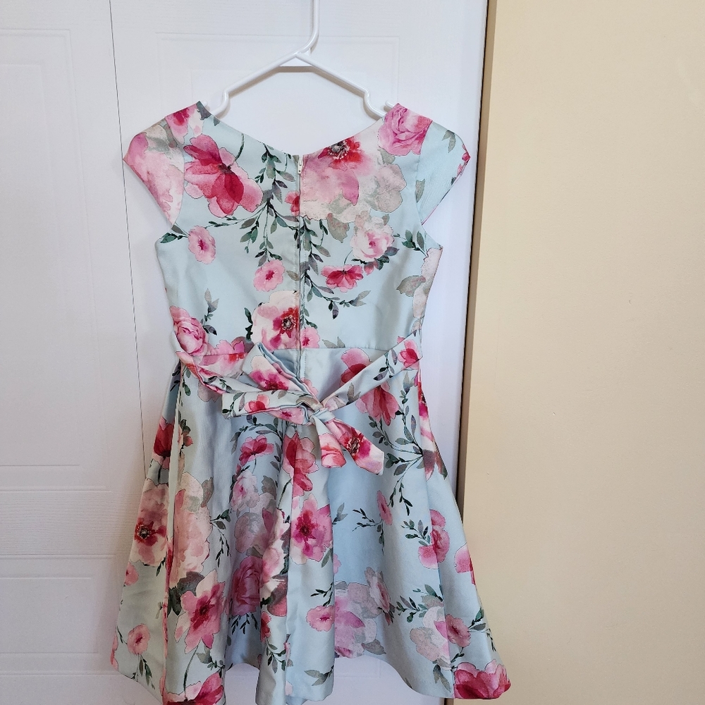 Iris &Ivy girl dress, for 6 to 8 years old girl